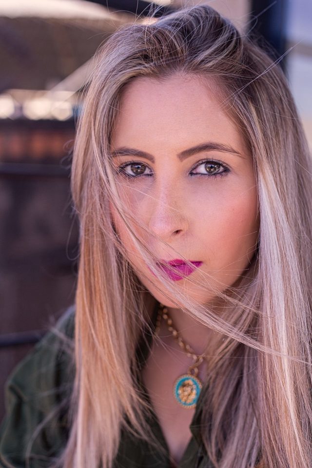 PORTRAIT PORTRAIT