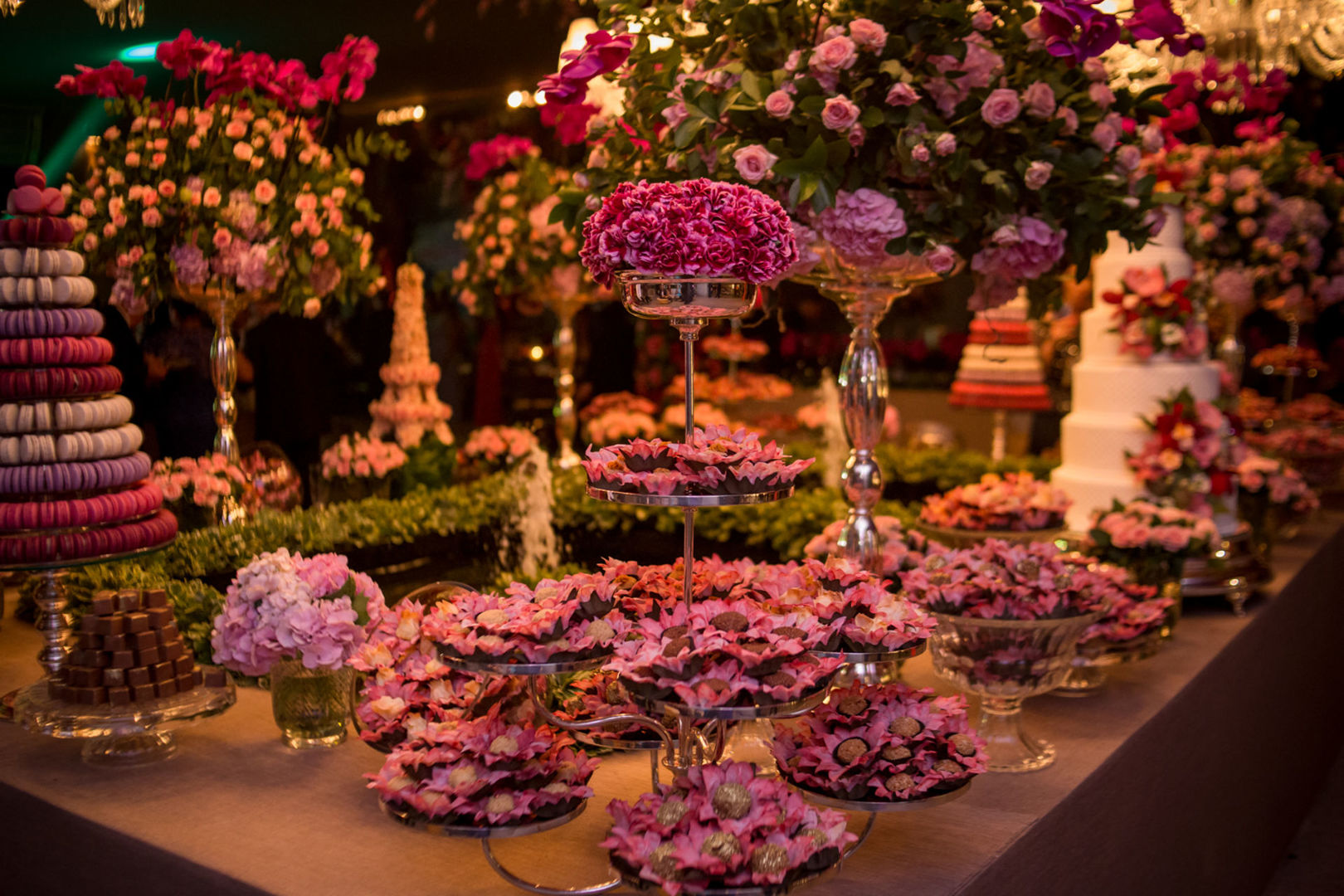 Foto Casamento decoração temática - Páris. Foto Casamento decoração temática - Páris. - Imagem 30
