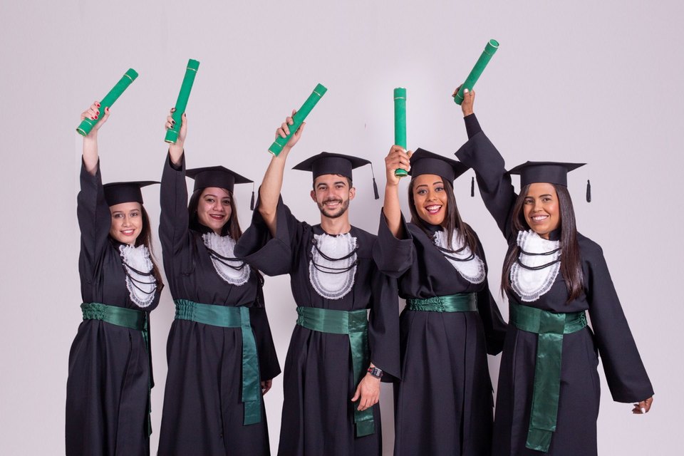 Formandos Educação Física - UNOESTE Formandos Educação Física - UNOESTE